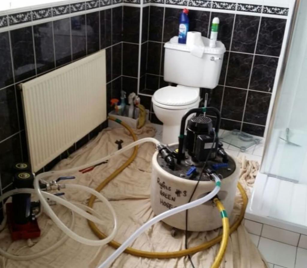 24 hours, 365 days powerflushing service in Purley